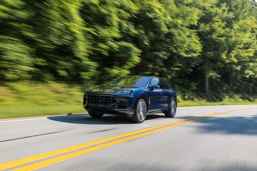 2025 porsche cayenne gts