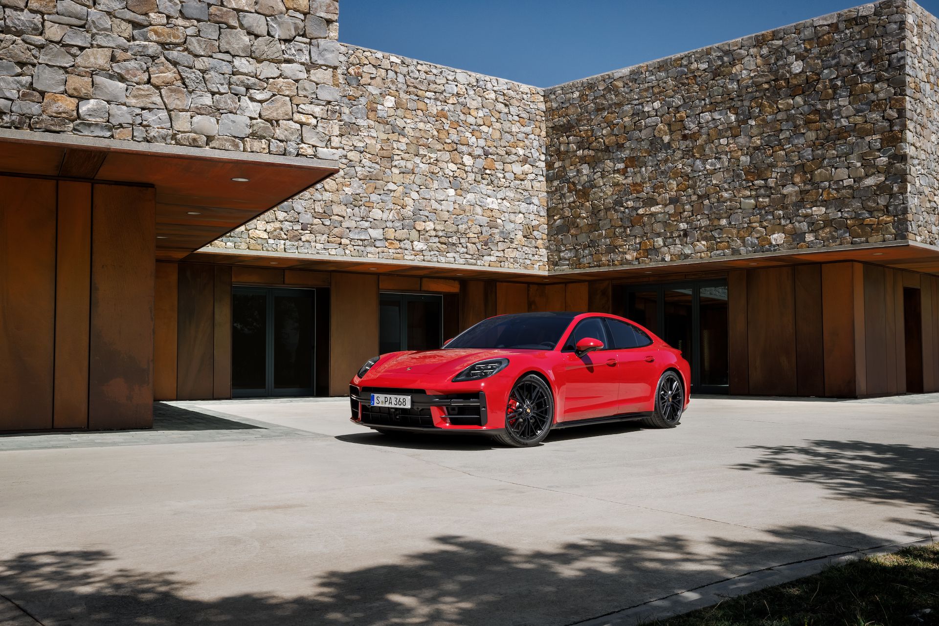 2025 Porsche Panamera GTS exterior front