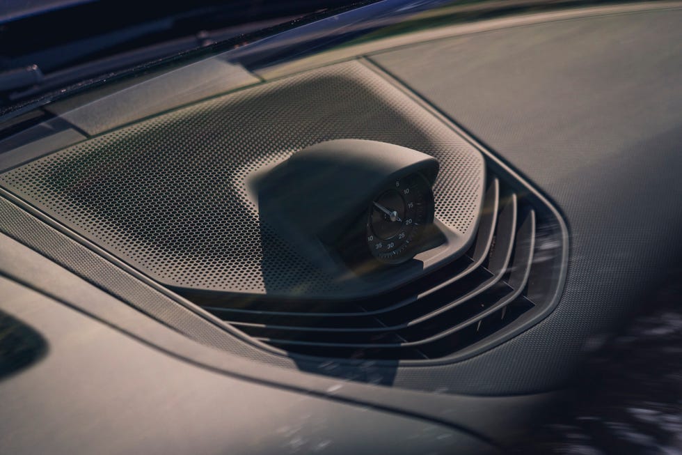 2025 porsche taycan