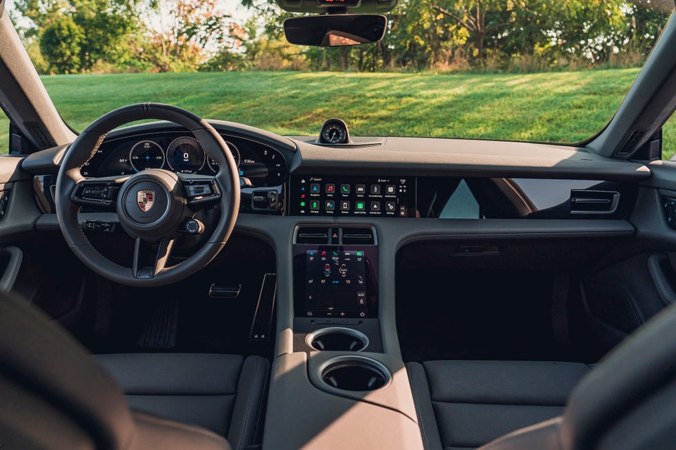 2025 porsche taycan