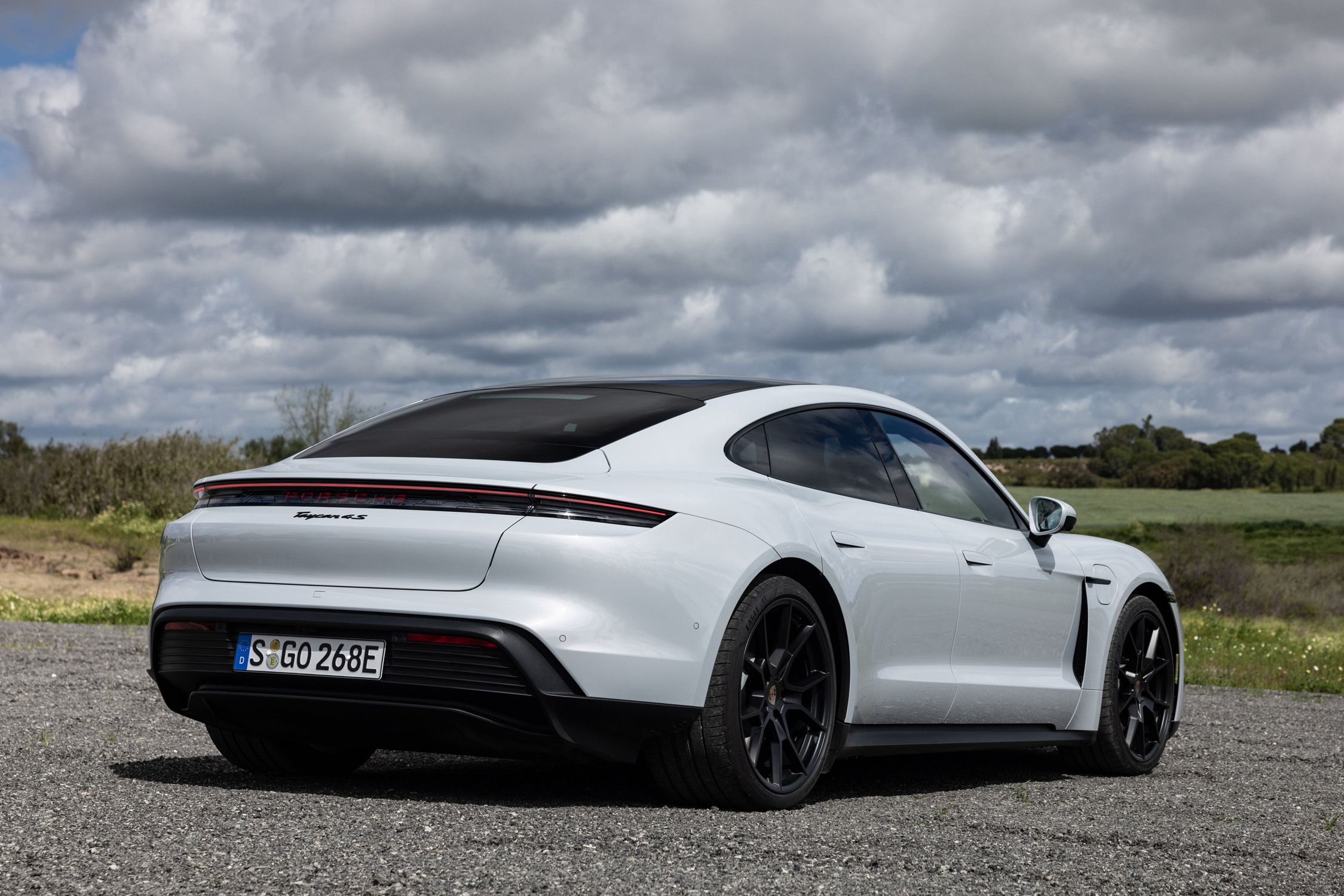 2025 Porsche Taycan unveiled More power, longer range, more expensive in Australia Drive🐞