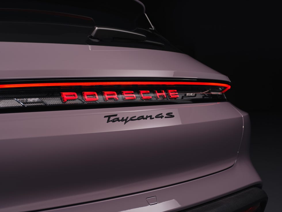 Porsche Taycan 4S Sports Turismo 2025 года Porsche Taycan 4S Sports Turismo 2025 года выпуска