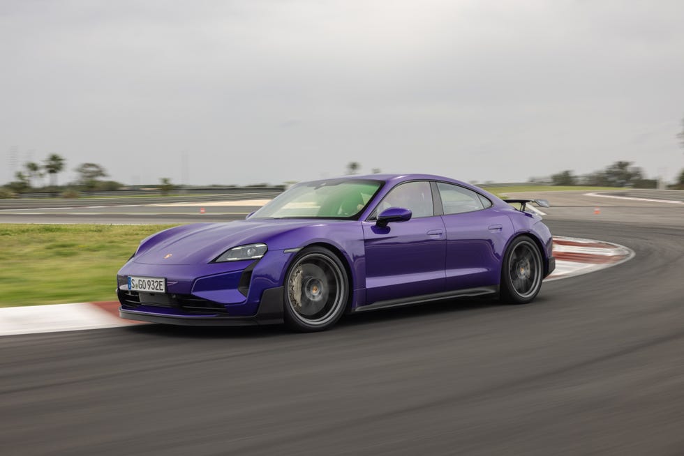 2025 porsche taycan turbo gt