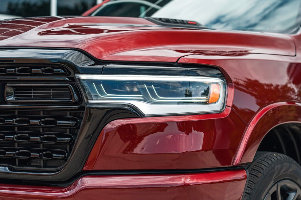 رام 1500 موديل 2025 كابينة مزدوجة محدودة الدفع 4x4