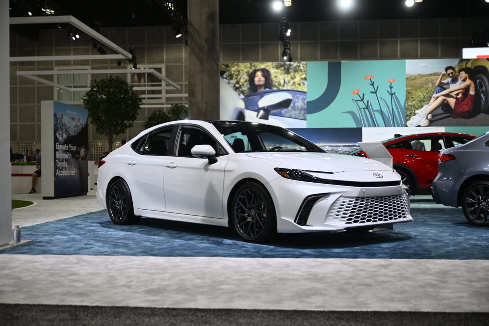 View Photos of the 2025 Toyota Camry