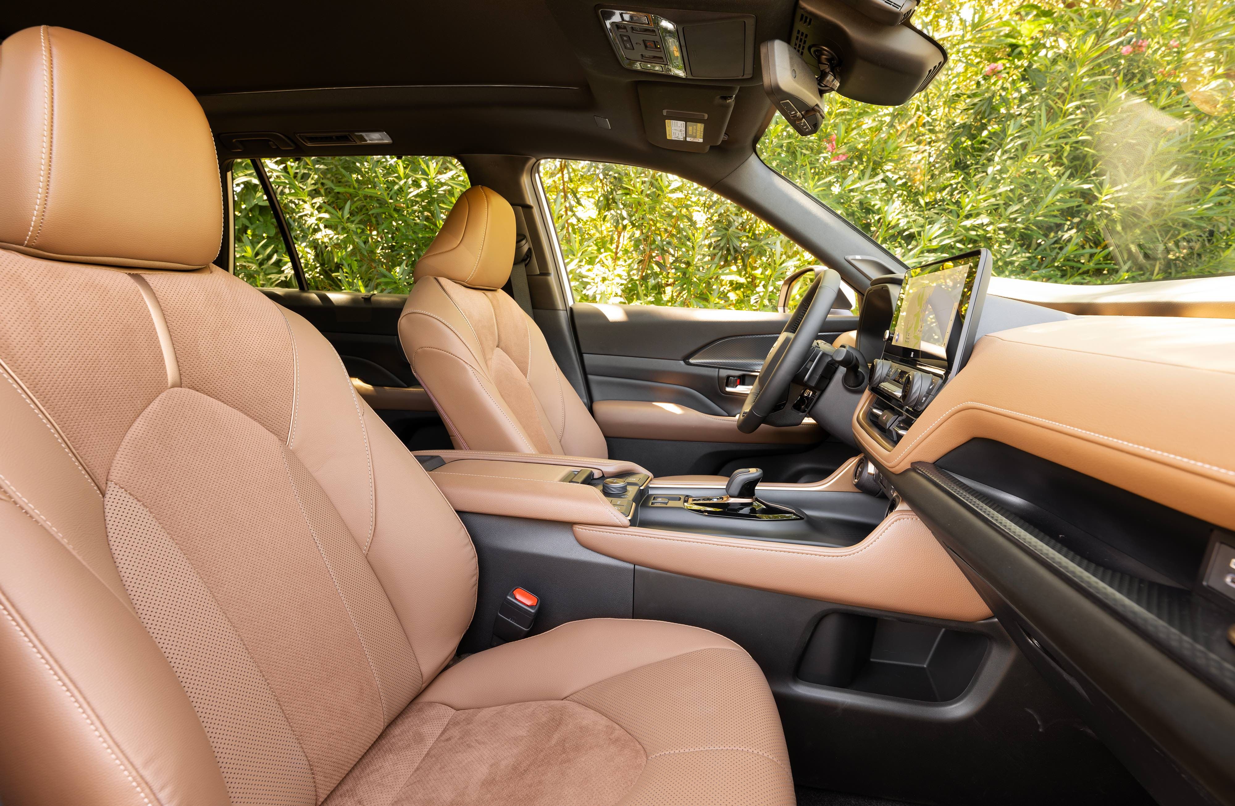 View Interior Photos Of The 2025 Toyota Grand Highlander 2025 Toyota Grandhighlander Platinum Portobello 033 67281716be682