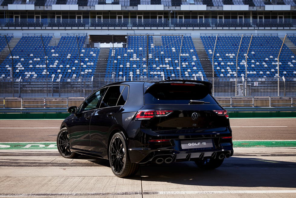 View Photos of the 2025 Volkswagen Golf R