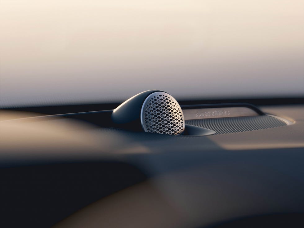 2025 volvo xc90 interior