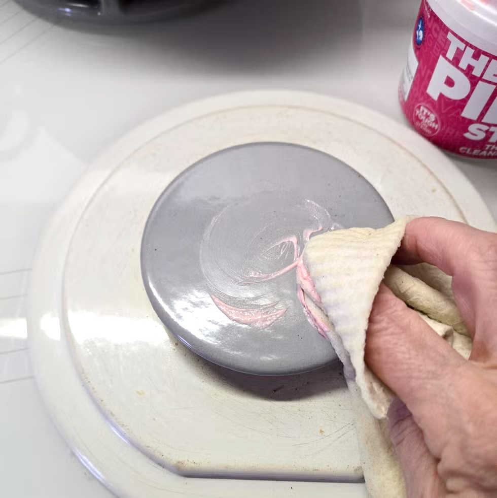 the pink stuff review cleaning a cooktop burner with the pink stuff