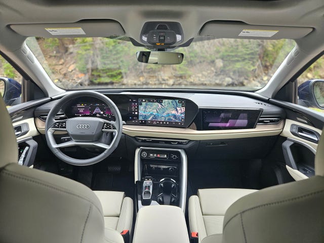 2025 Audi Q5 Prestige interior