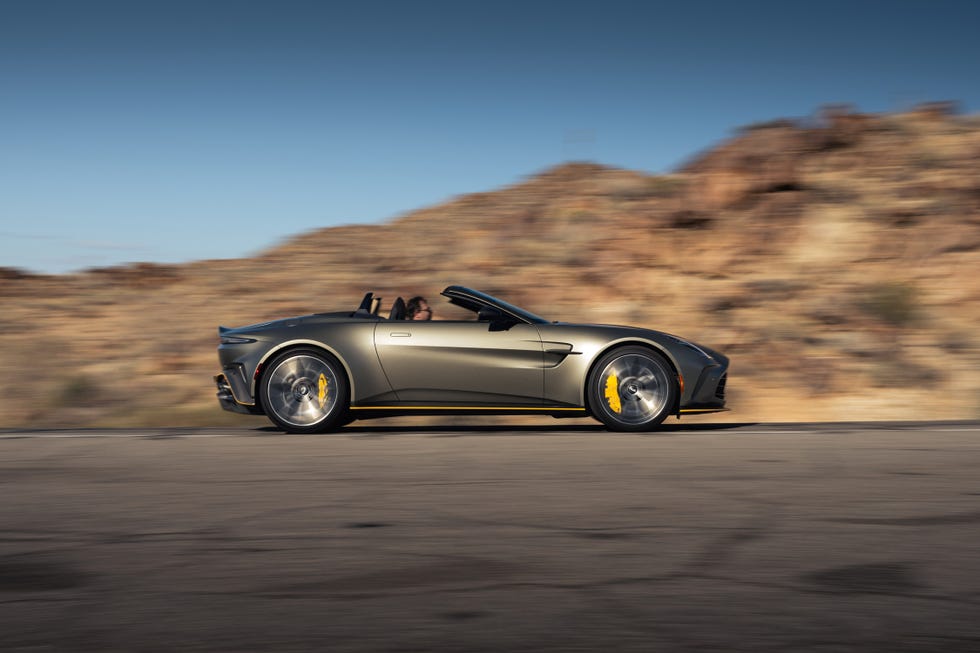2026 aston martin vantage roadster