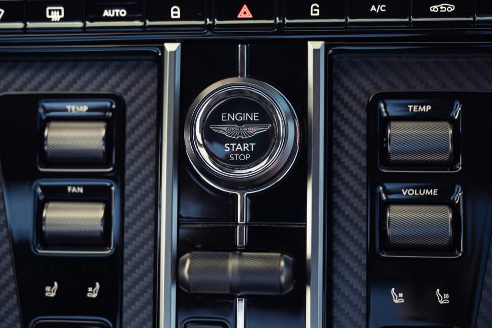 2026 aston martin vantage roadster