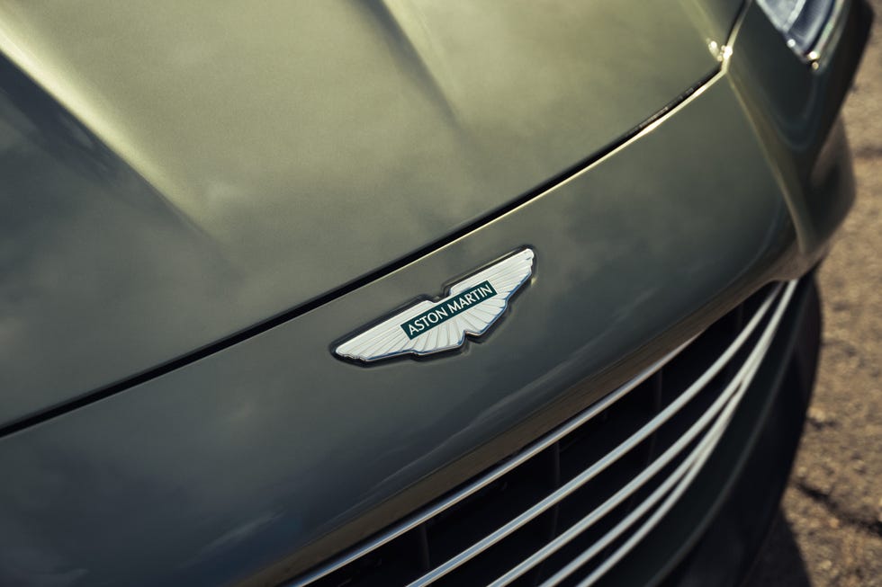 2026 aston martin vantage roadster