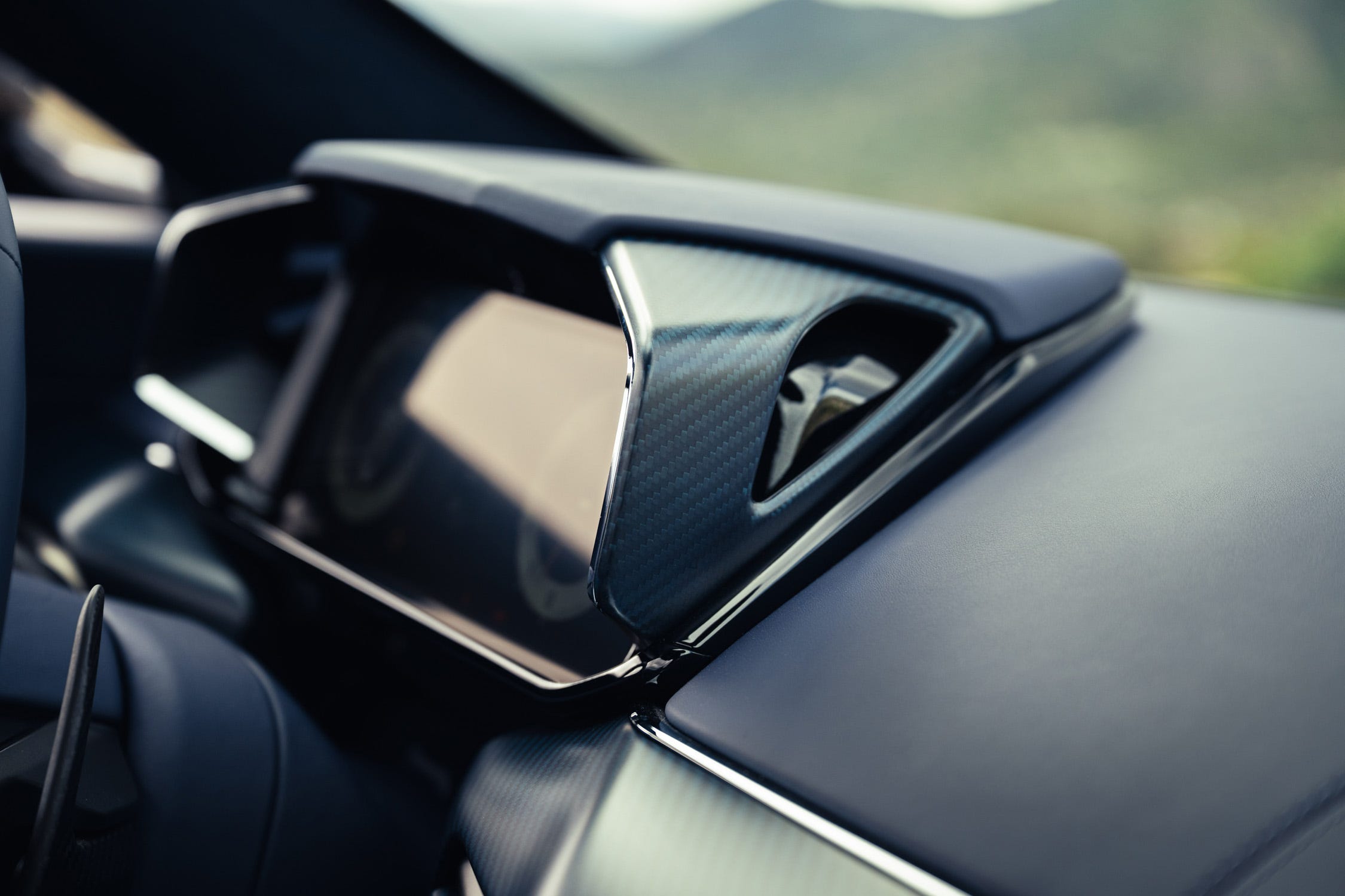 Aston Martin Vantage Roadster interior details