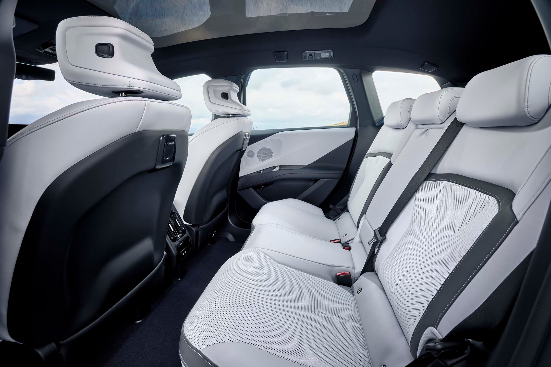 2026 BMW iX3 EV