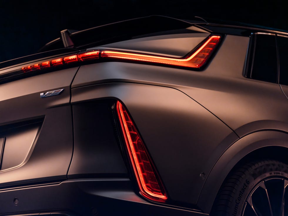 2026 cadillac lyriq v