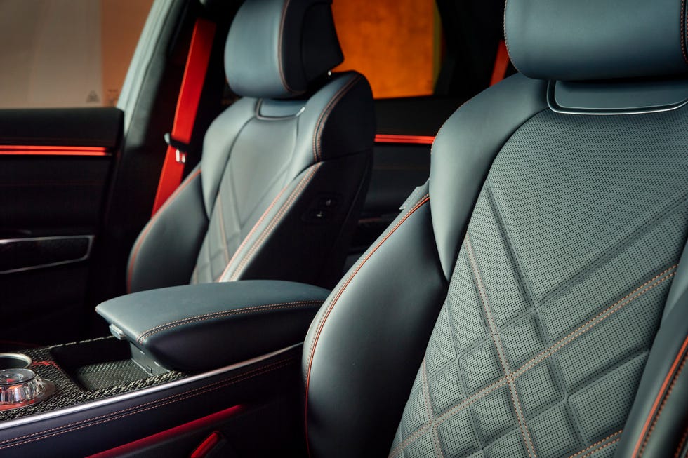 2026 genesis gv70 interior