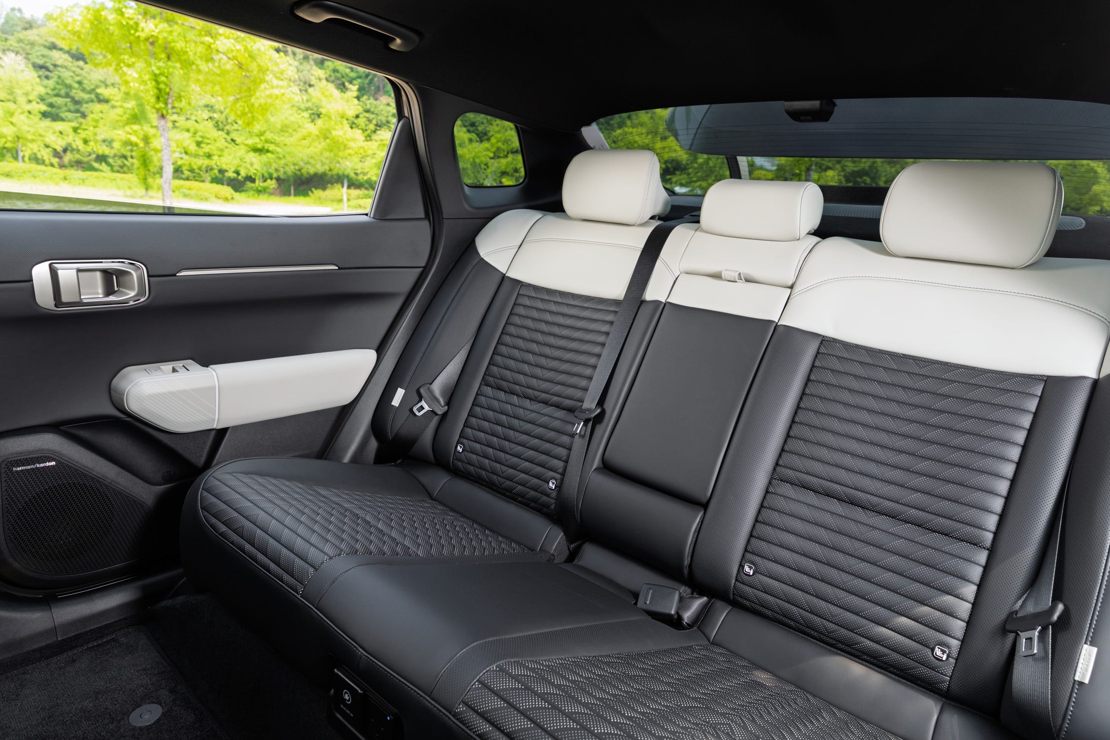 2026 Kia EV4 interior