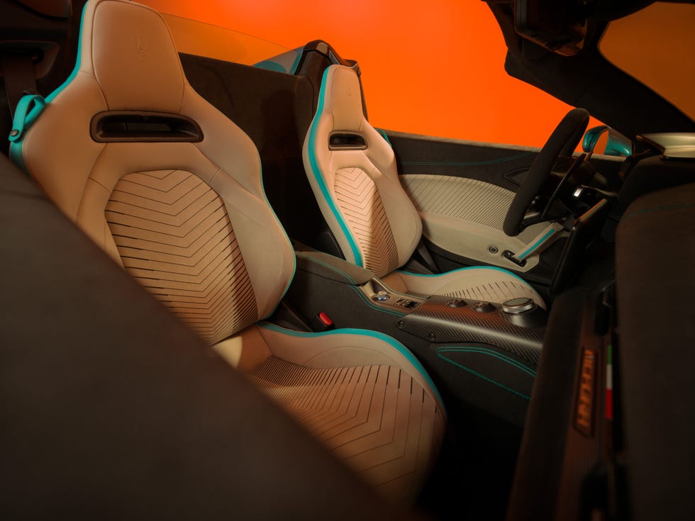 2026 maserati mcpura cielo interior
