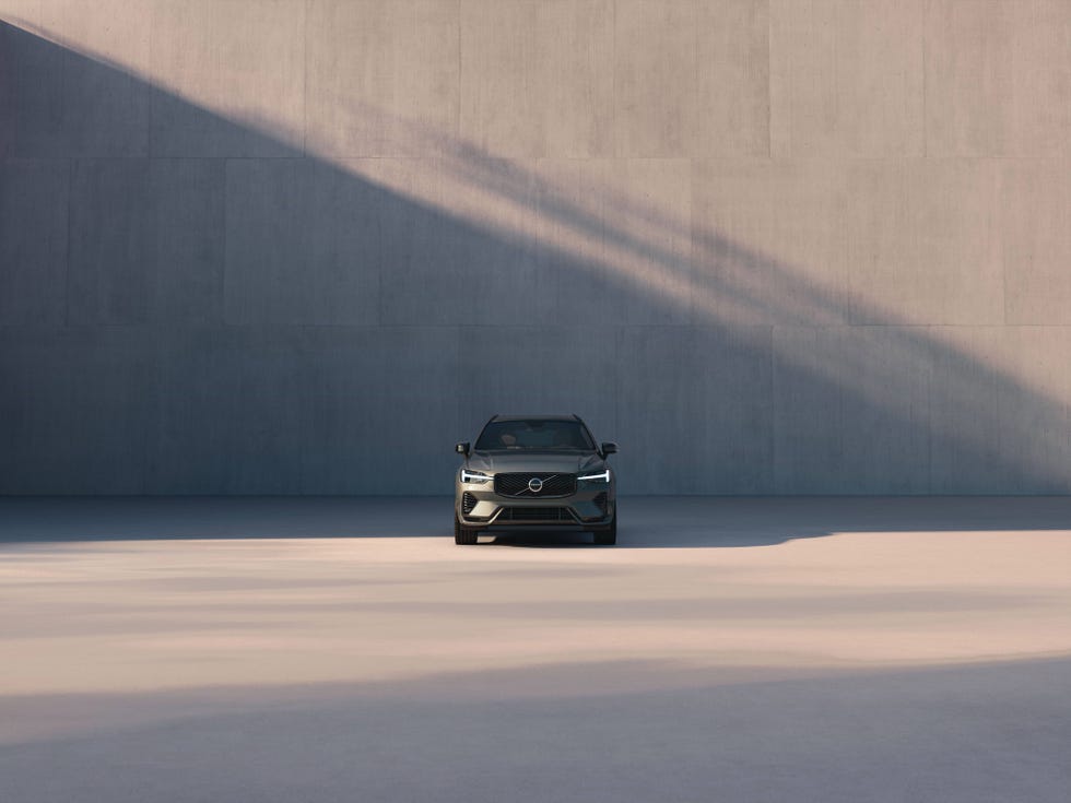 2026 volvo xc60 hybrid