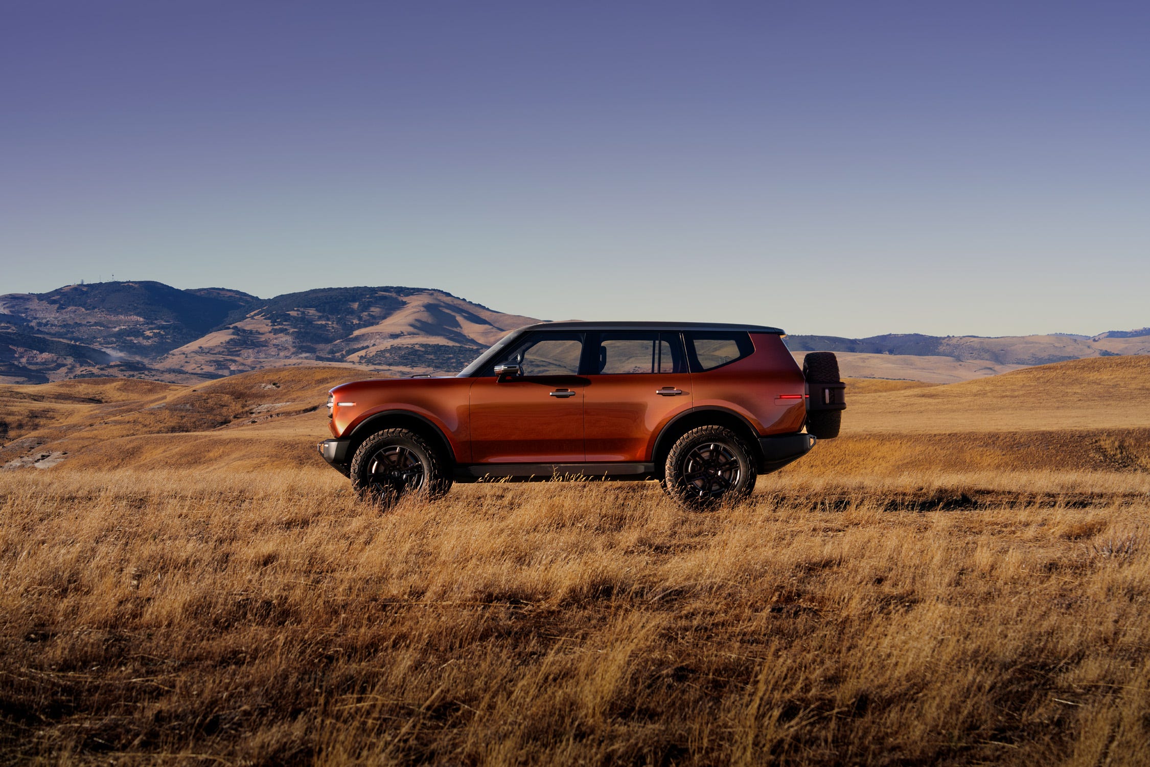 See photos of the 2028 scout traveler