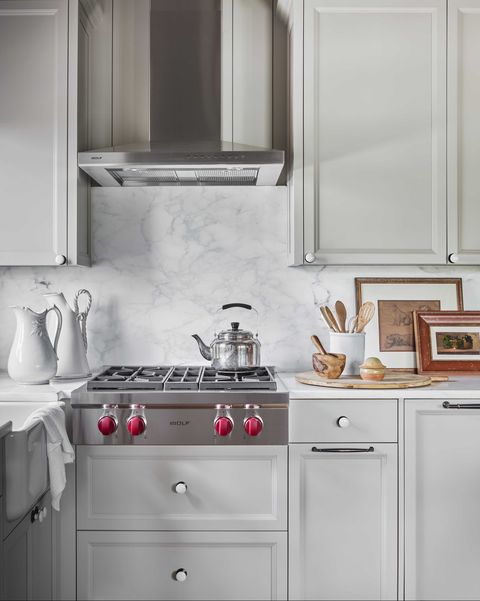 gray kitchen, gray kitchen cabinets, white countertops