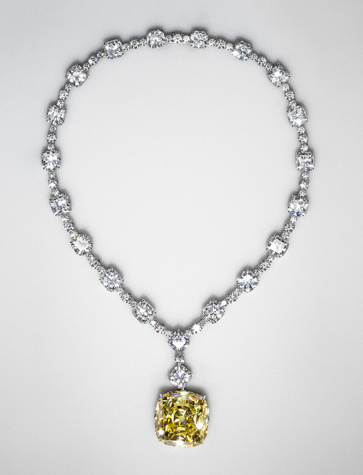 Tiffany & Co. Will Exhibit Its Jewels at London's Saatchi Gallery