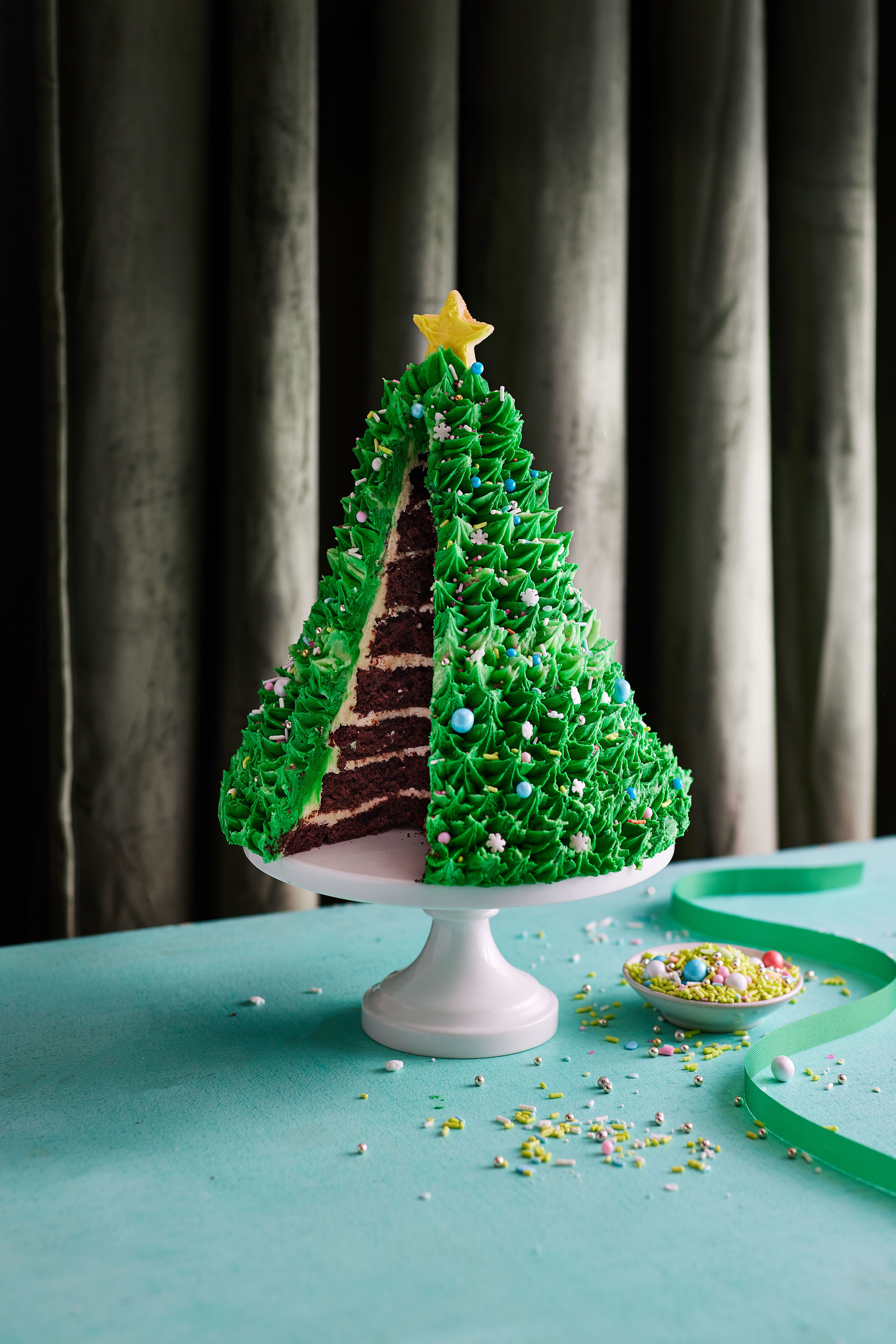 42 Cheerful Christmas Cake Ideas  Our Baking Blog Cake Cookie  Dessert  Recipes by Wilton