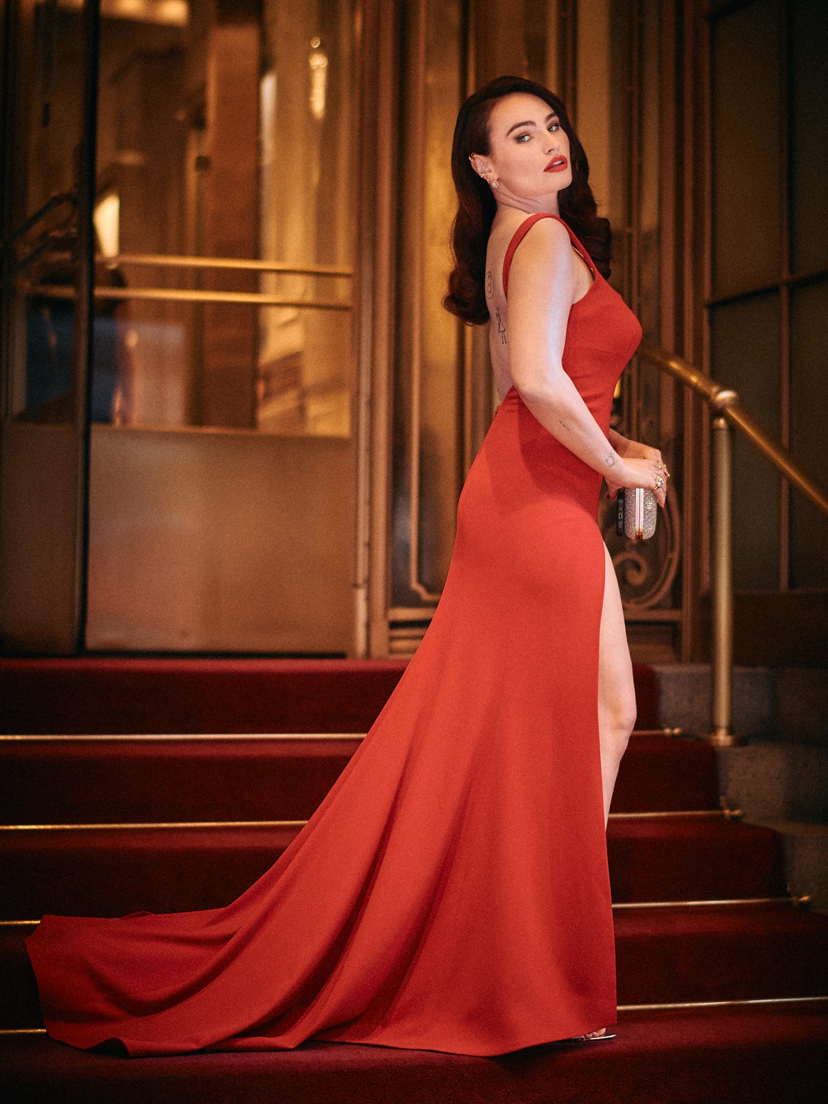 Kathryn Gallagher Tony Awards Red Carpet 2021 — Photos of Kathryn