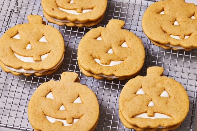 jackolantern sandwich cookies
