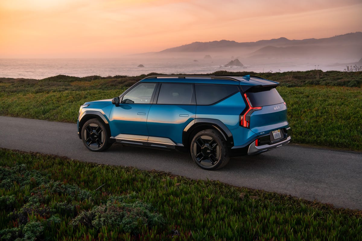 2024 Kia EV9 SUV Photo Gallery