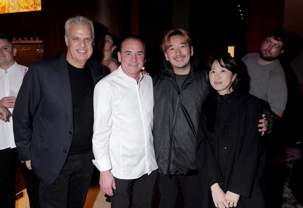 new york, new york december 11 l r eric ripert, jean georges vongerichten, jp park and ellia park attend esquires 2024 best new restaurants in america celebration x four twenty fives one year anniversary at four twenty five on december 11, 2024 in new york city photo by craig barrittgetty images for hearst magazines