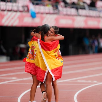 graf6052. tampere (finlandia), 09/08/2025. la española sofía santacreu (c) revalidó este sábado su título de campeona de europa sub 20 en los 10 kilómetros marcha, mientras que su compatriota aldara meilán (d) se colgó el bronce en una destacada actuación para españa en los campeonatos de europa de atletismo sub 20 que se disputan en tampere (finlandia). efe/ rfea/deportesmedia/sÓlo uso editorial/sÓlo disponible para ilustrar la noticia que acompaÑa (crÉdito obligatorio) graf6052. tampere (finlandia), 09/08/2025. la española sofía santacreu (c) revalidó este sábado su título de campeona de europa sub 20 en los 10 kilómetros marcha, mientras que su compatriota aldara meilán (d) se colgó el bronce en una destacada actuación para españa en los campeonatos de europa de atletismo sub 20 que se disputan en tampere (finlandia). efe/ rfea/deportesmedia/sÓlo uso editorial/sÓlo disponible para ilustrar la noticia que acompaÑa (crÉdito obligatorio)