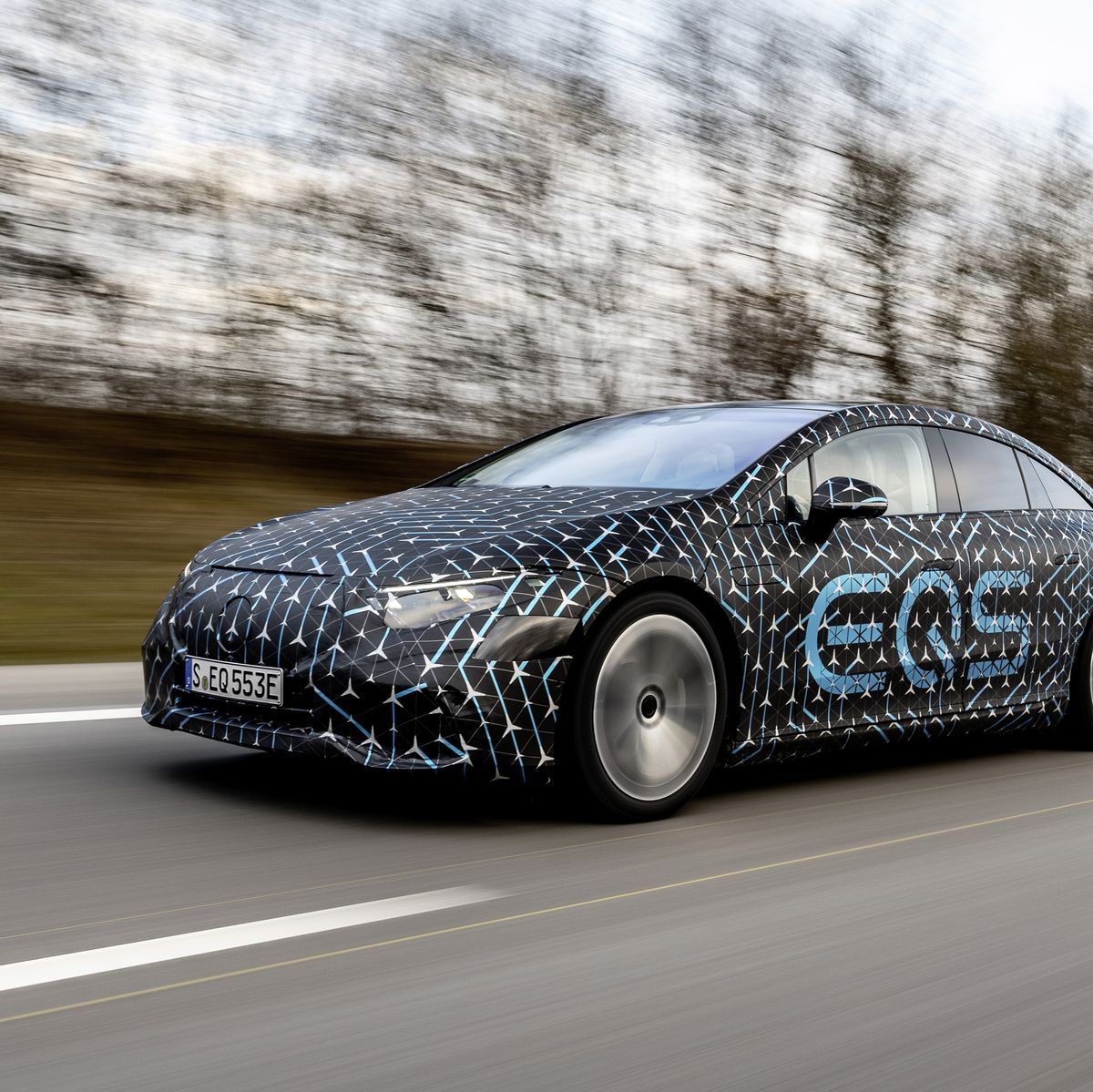 We Take a Virtual Ride in the 2022 Mercedes-Benz EQS