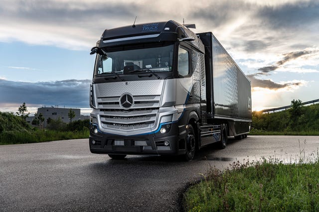 Mercedes-Benz  Daimler Truck