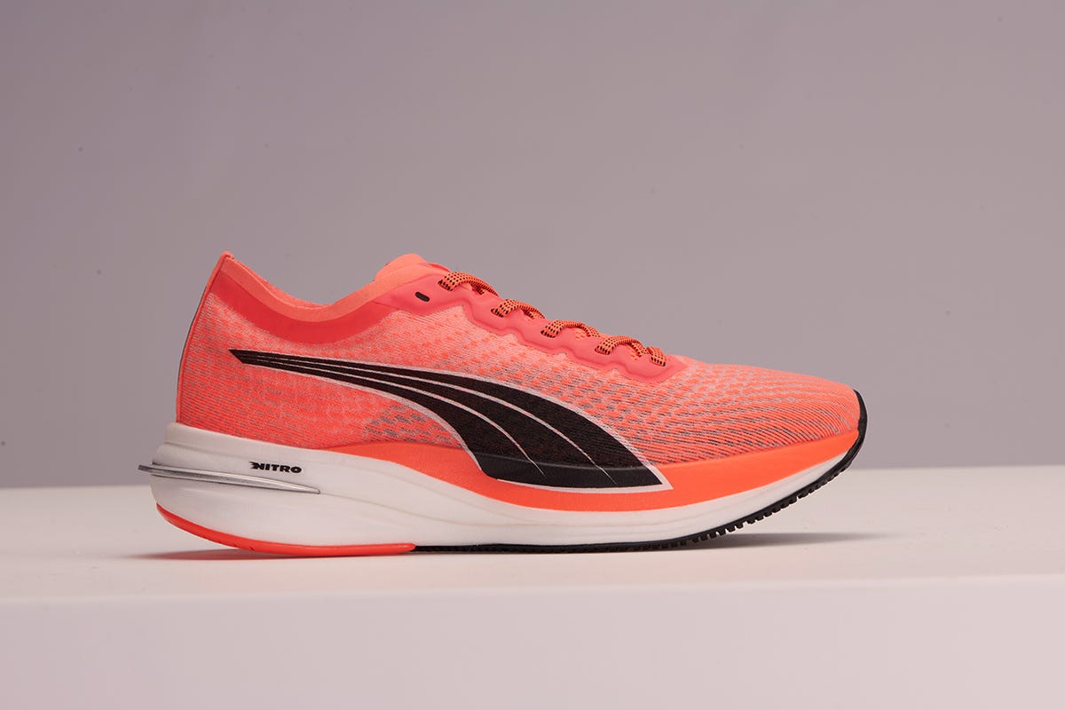 uma zapatillas running deviate nitro