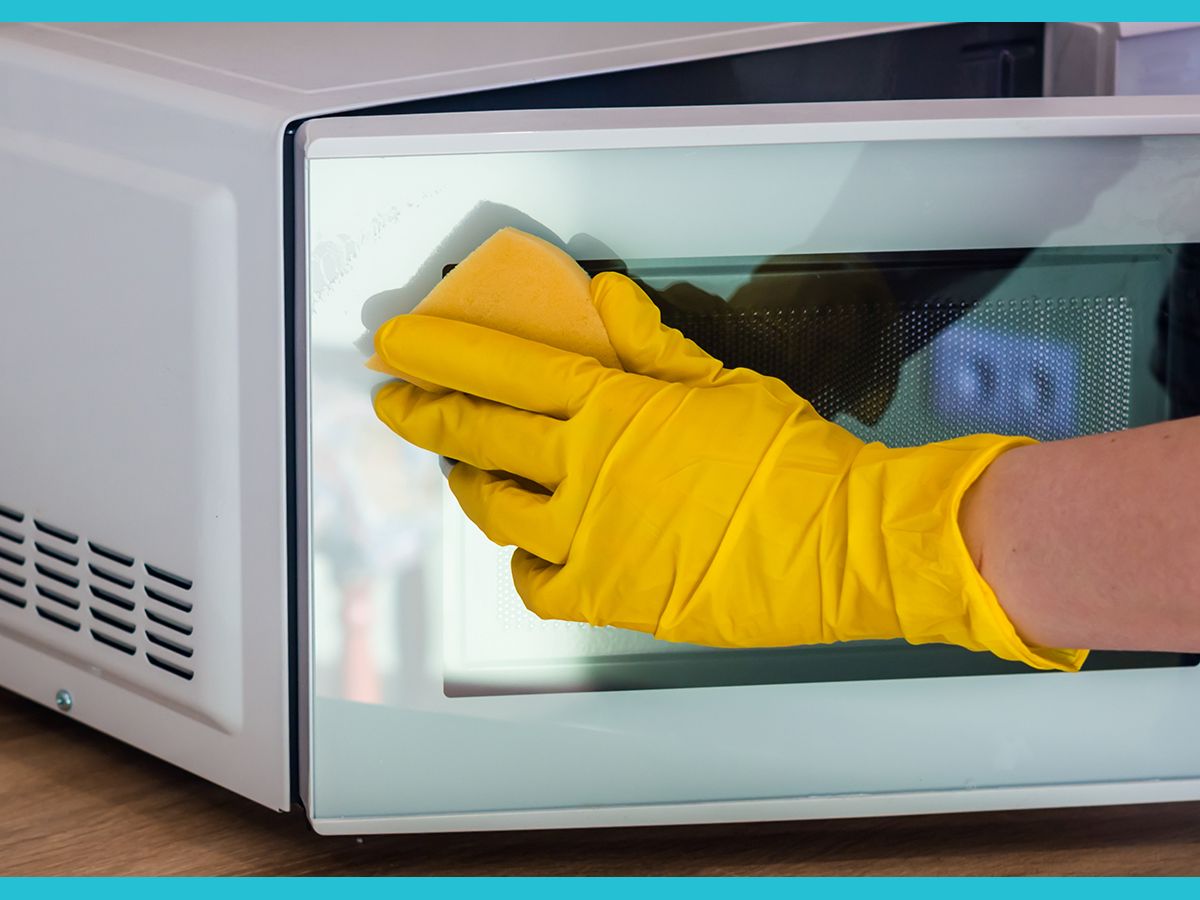 How To Clean A Microwave: With AND Without Vinegar