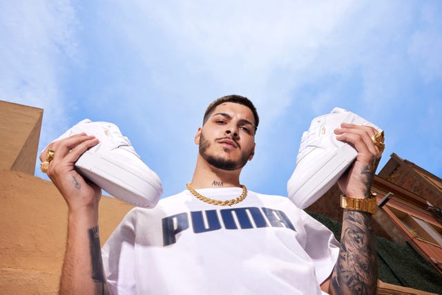 Puma tiene las zapatillas blancas de hombre que arrasan en