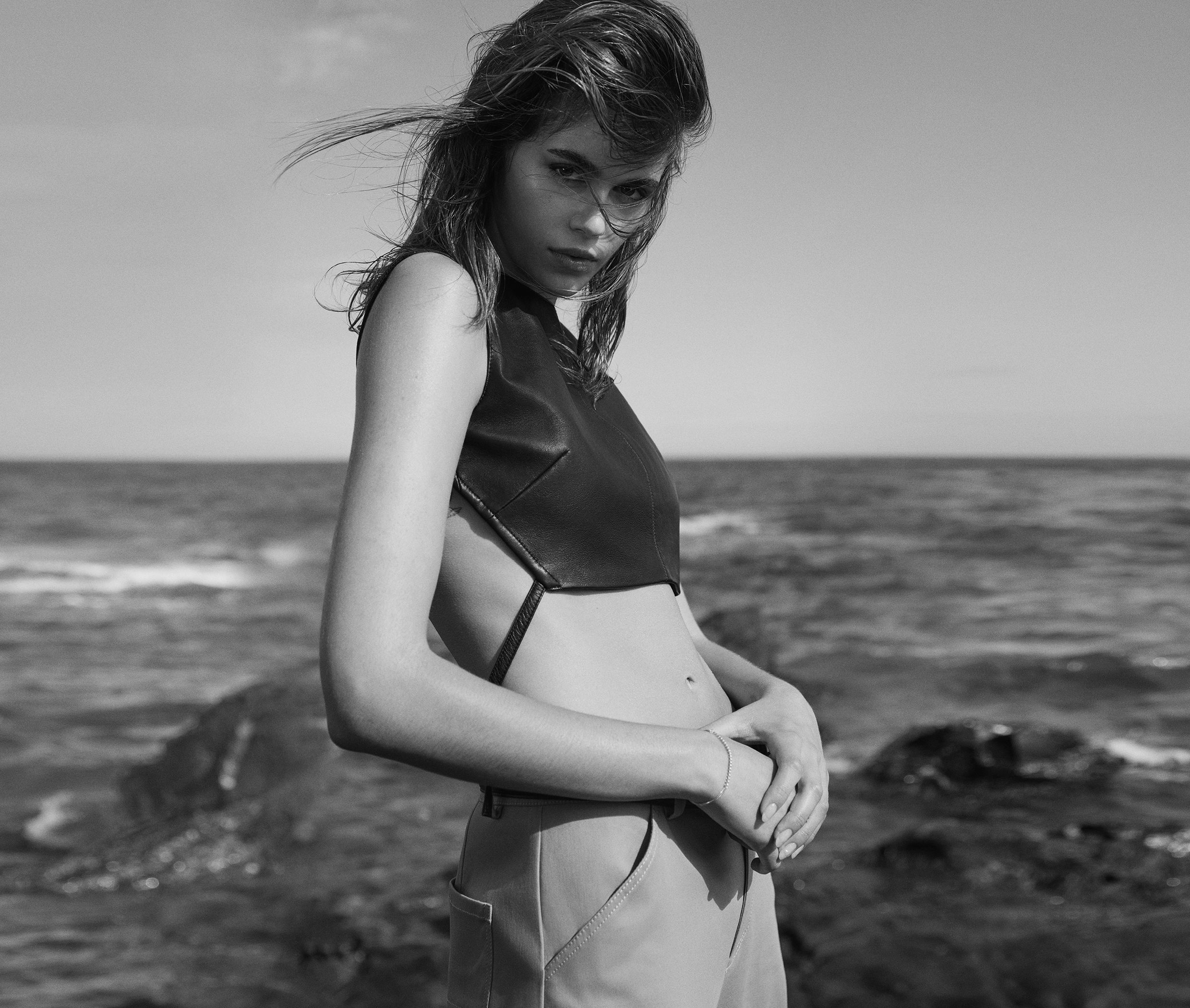 全アイテム】「ZARA(ザラ)」とカイア・ガーバーが夢のコラボ!全43アイテムの詳細を解禁 全アイテム】「ZARA(ザラ)」とカイア・ガーバーが夢のコラボ!全43アイテムの詳細を解禁