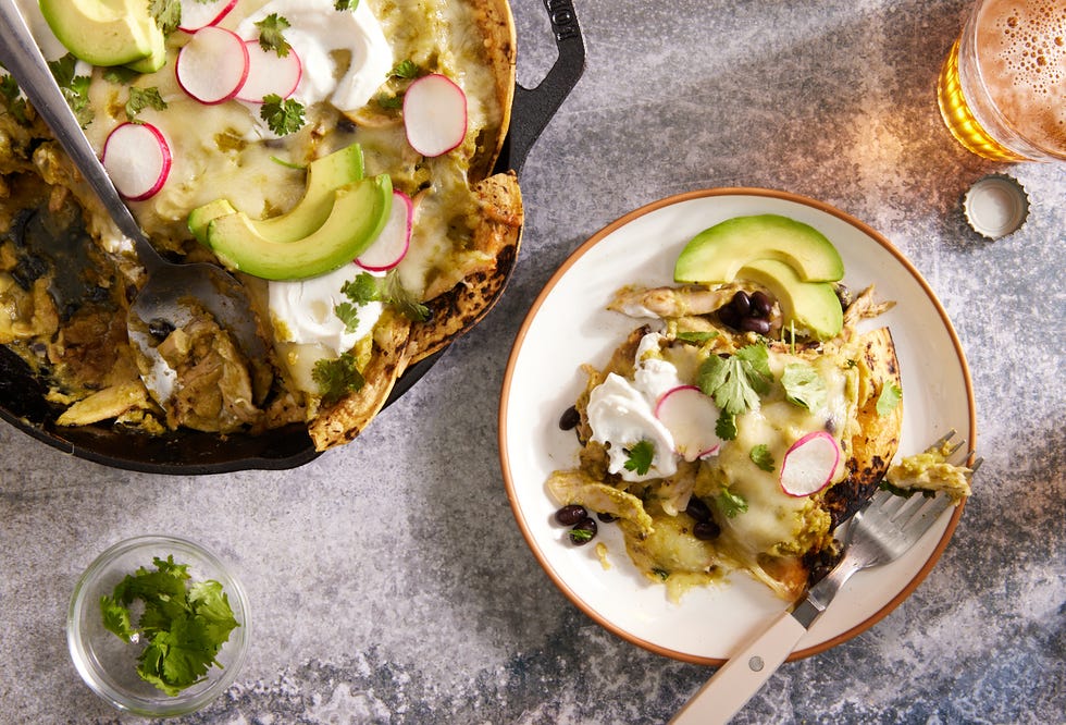 green chile chicken skillet enchiladas