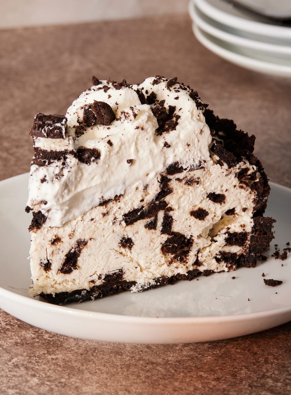 oreo cookie crust with whipped cream filling