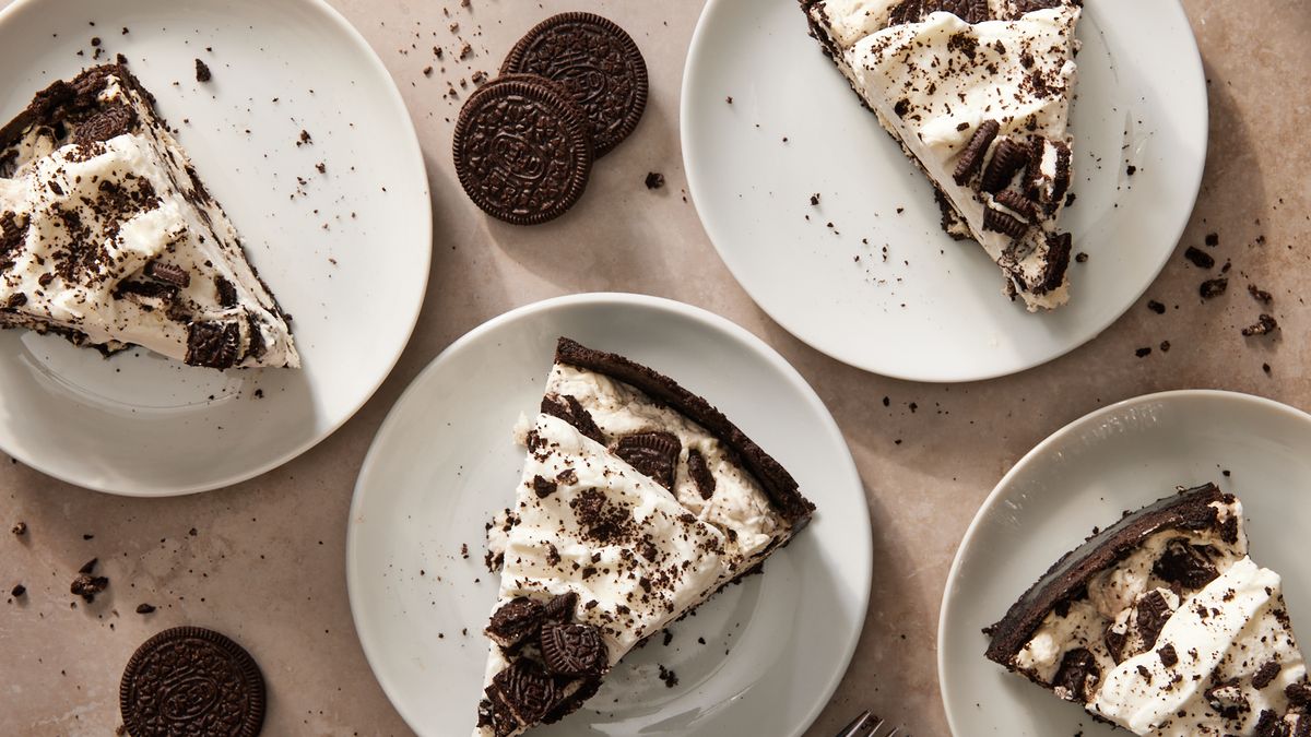 preview for Oreo Pie Is The Ultimate Cookies And Cream Dessert