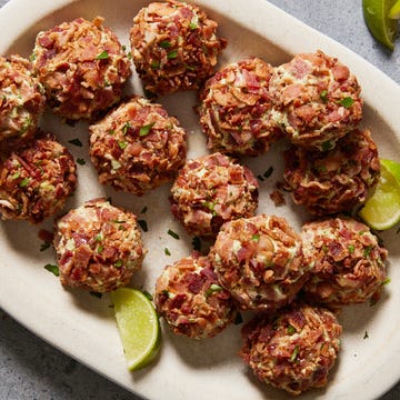 Bacon Guac Bombs bacon guac bombs