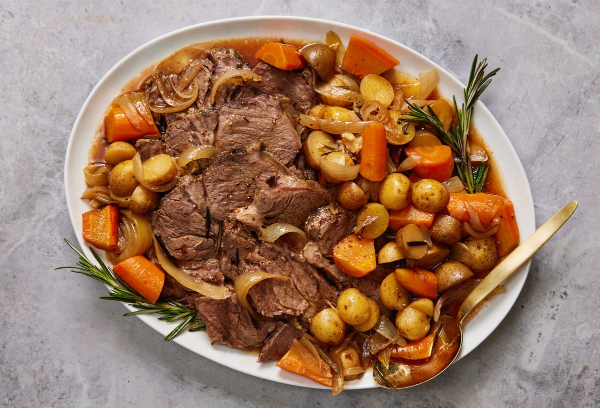 Tender Slow Cooker Pot Roast - Crock Pots and Flip Flops