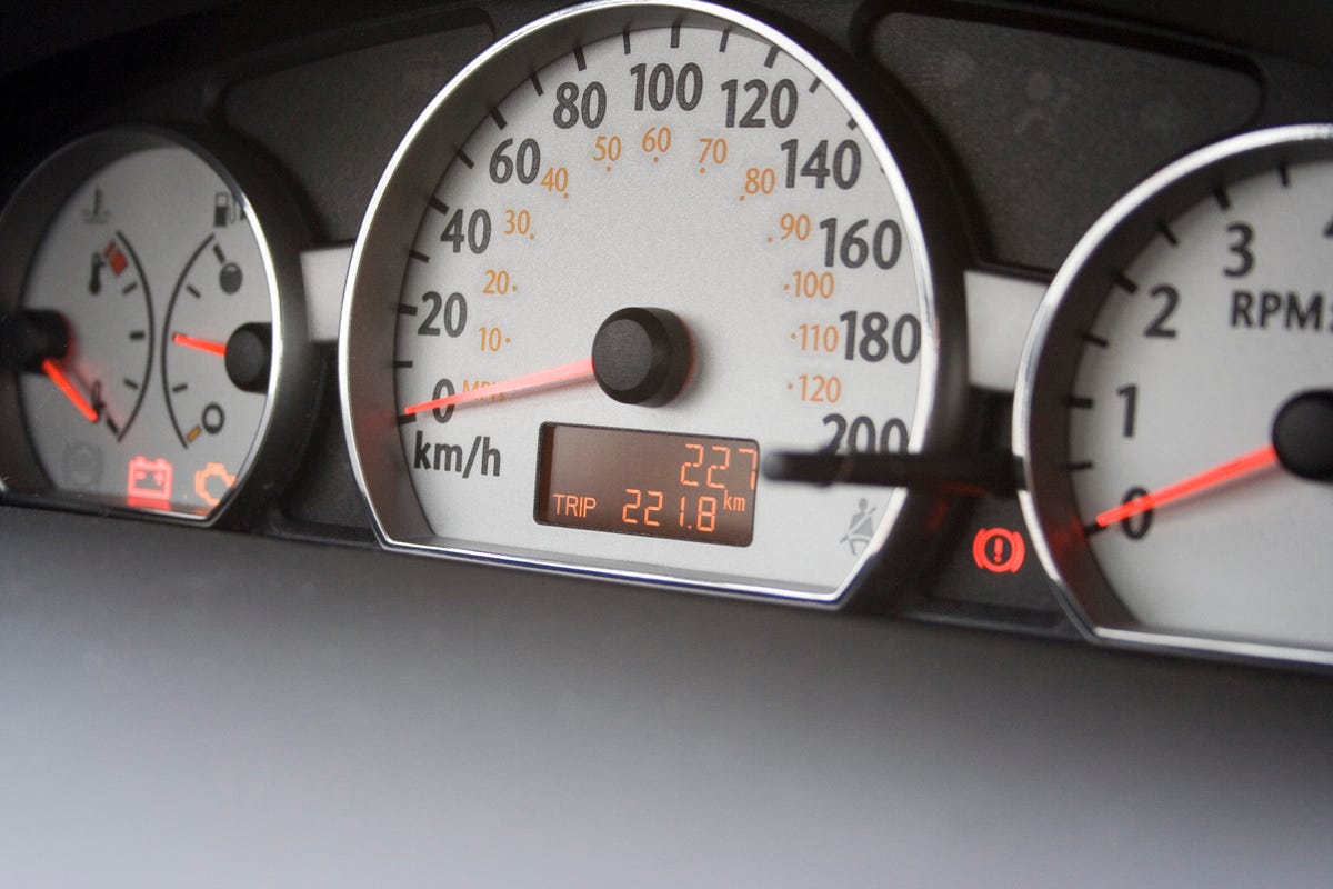 How many miles should a car have after 10 years?