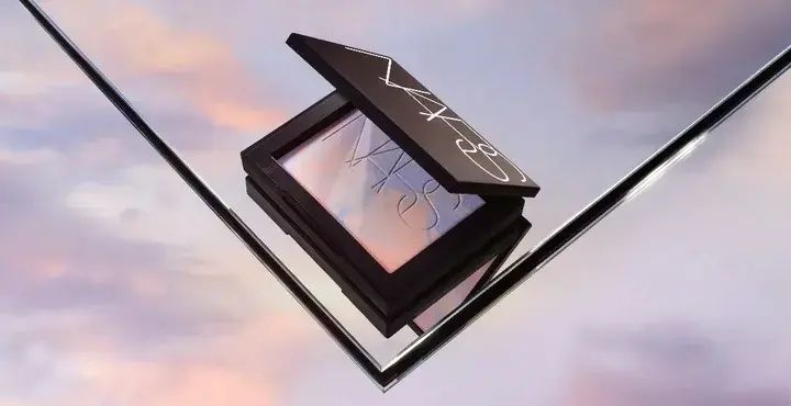 ライトリフレクティング プリズマティックパウダー | NARS Cosmetics