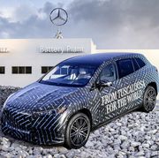 2023 mercedes benz eqs suv and battery factory