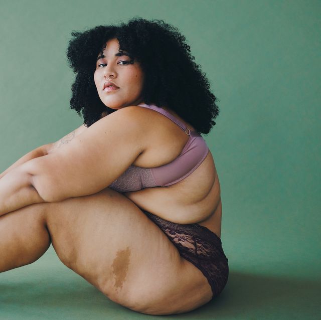 This Curvaceous Model Is Showing Off Her Plus-Size Look In An Effort To  Celebrate Big Bums