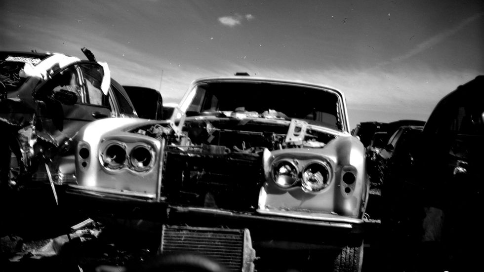 1974 rolls royce silver shadow in california junkyard