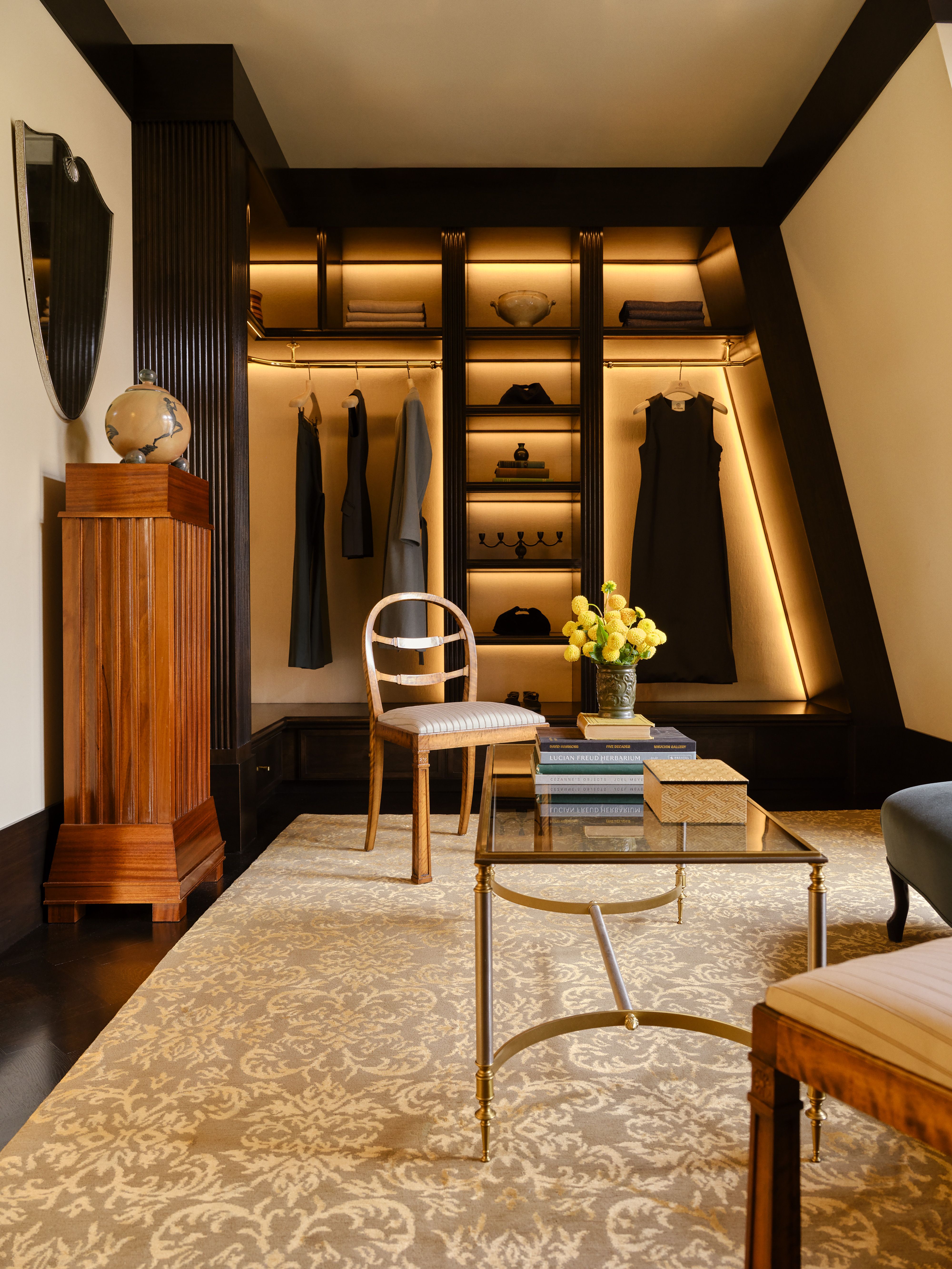 1 Louis Vuitton Trunk, 200 New Designs – l'Étoile de Saint Honoré